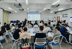 <b>“AI”为噱头却缺乏核默算法支持；学完即可使用</b>